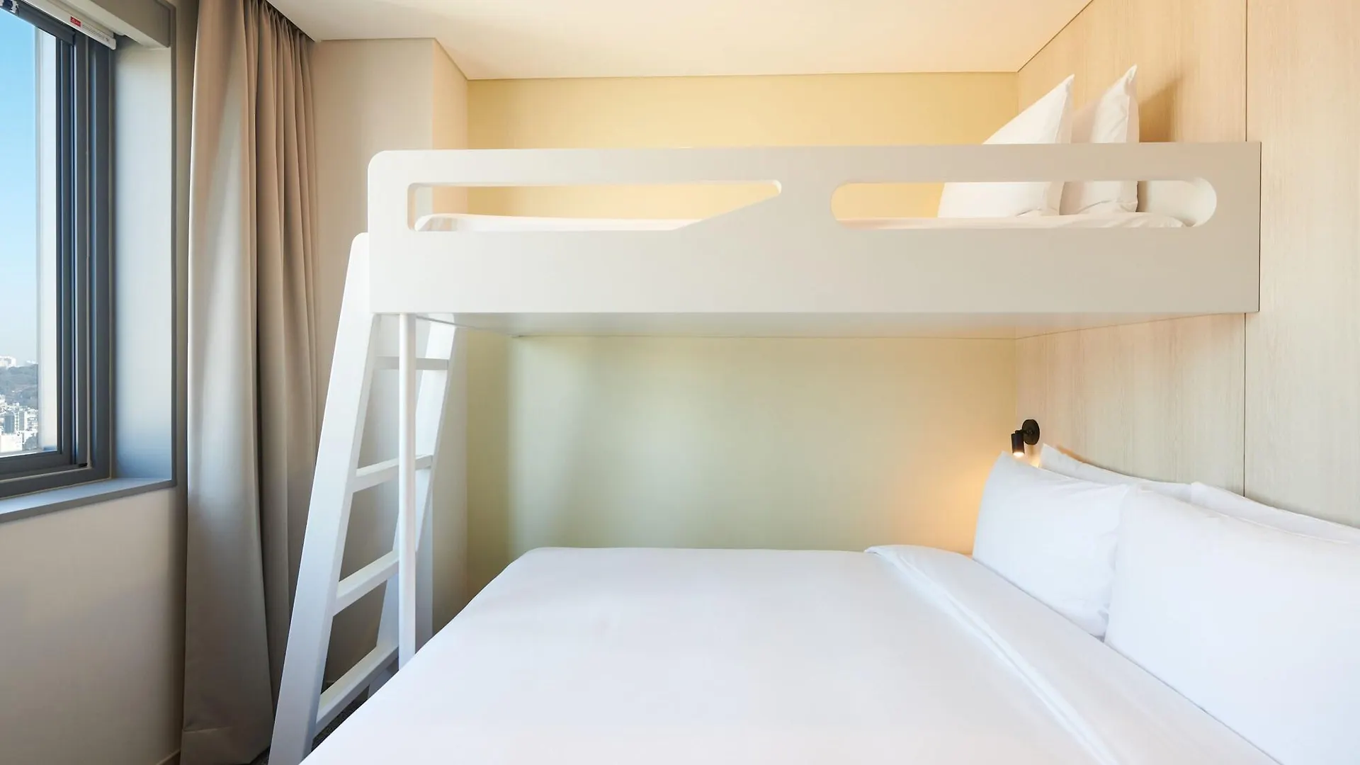 Nine Tree Hotel Dongdaemun Seoel 4*,  Zuid-Korea
